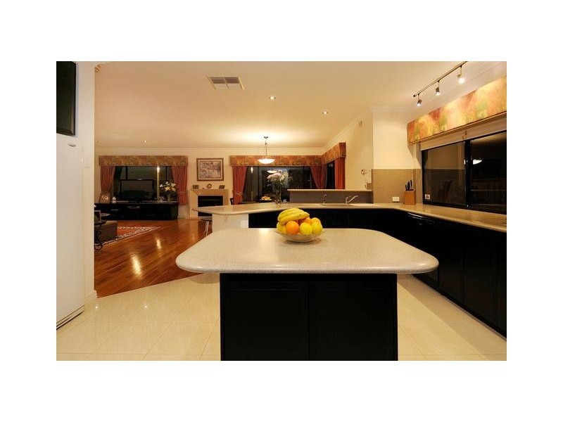 13 Stringfellow Drive, Bull Creek WA 6149