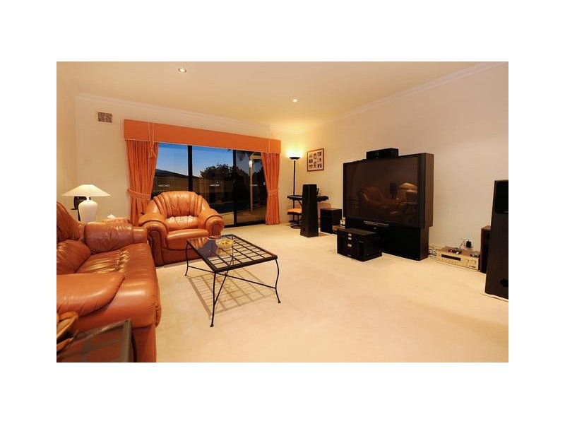 13 Stringfellow Drive, Bull Creek WA 6149