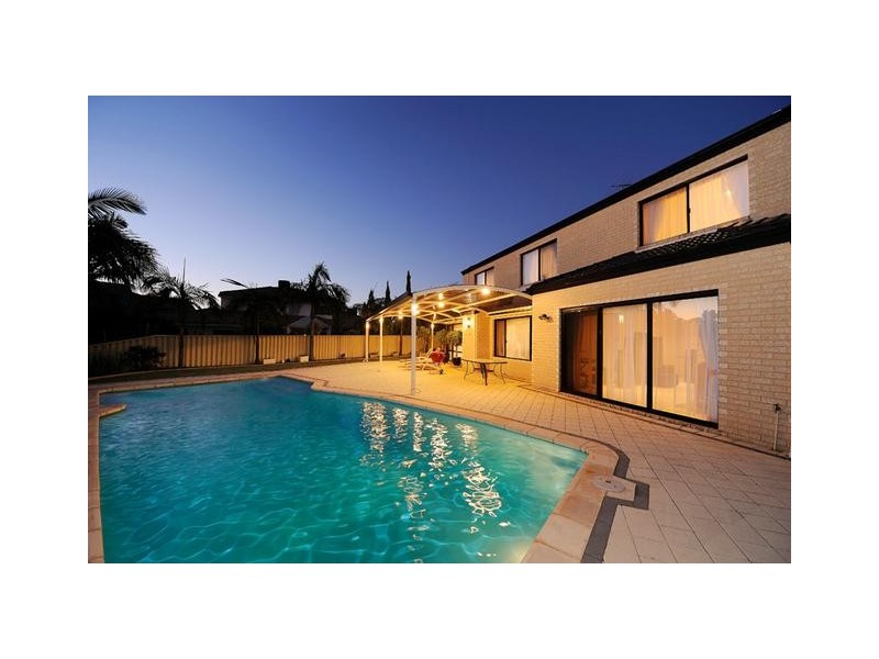 13 Stringfellow Drive, Bull Creek WA 6149