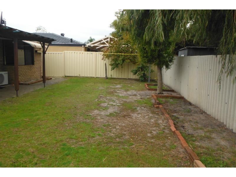 57 Fifth Avenue, Rossmoyne WA 6148