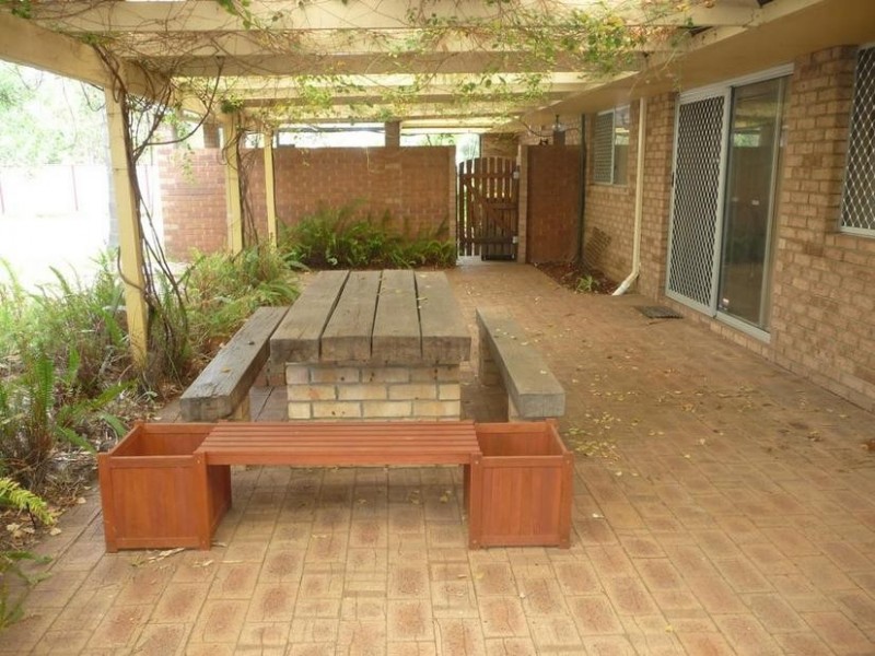 42 Collins Road, Willetton WA 6155
