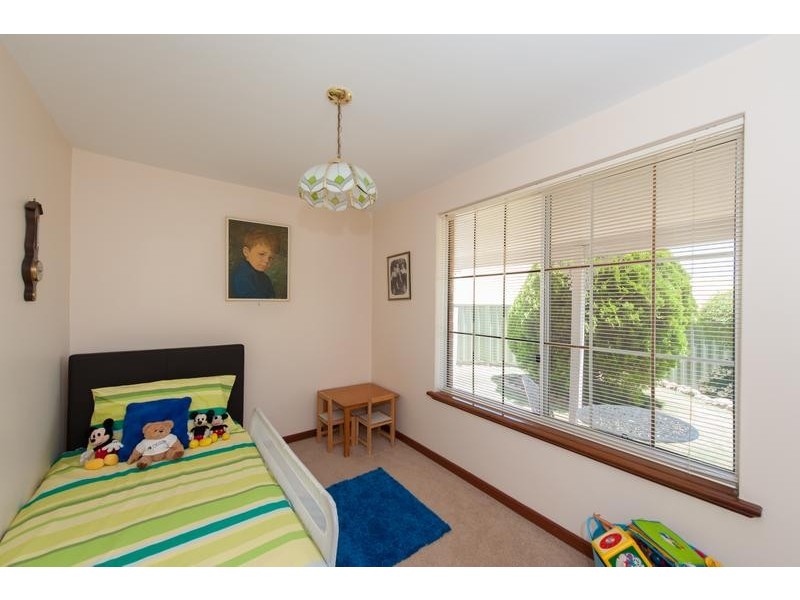 19 Haywood Trail, Leeming WA 6149