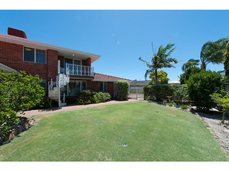 19 Haywood Trail, Leeming WA 6149