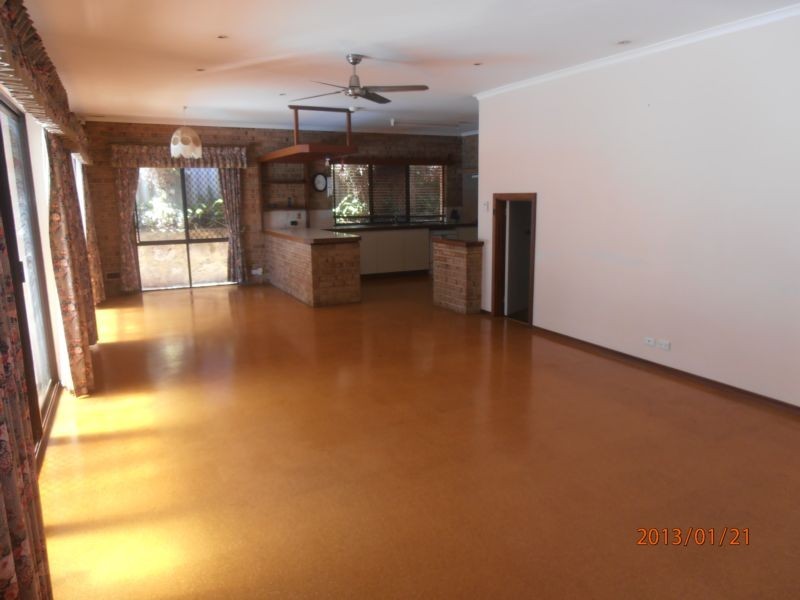 43 Marsengo Rd, Bateman WA 6150