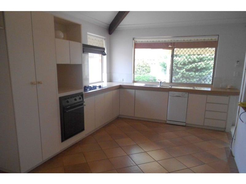 28 Carmody Court, Bull Creek WA 6149