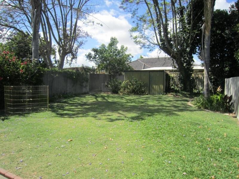 166B Kitchener Road, Alfred Cove WA 6154