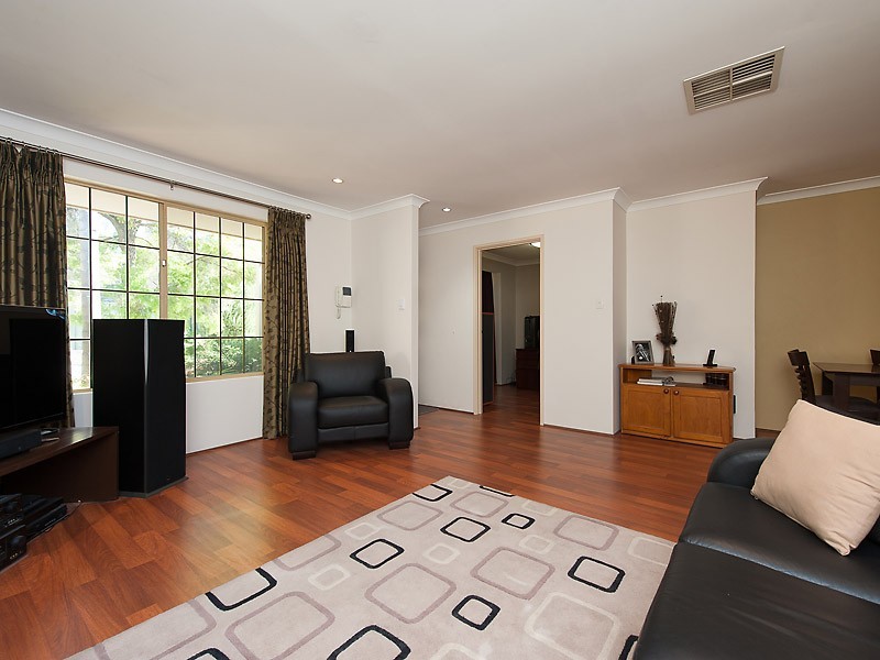 3/14 Massey Way, Rossmoyne WA 6148