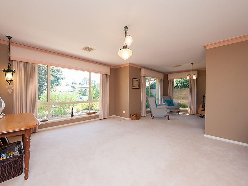 9 Stott Place, Bull Creek WA 6149