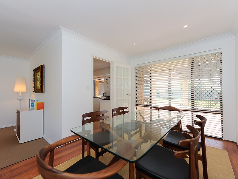 16 Scouler Way, Bateman WA 6150