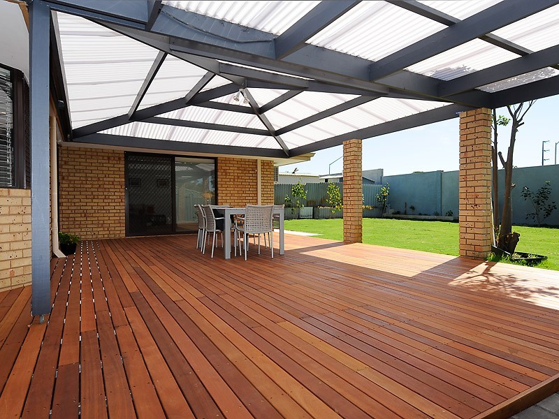 16 Scouler Way, Bateman WA 6150