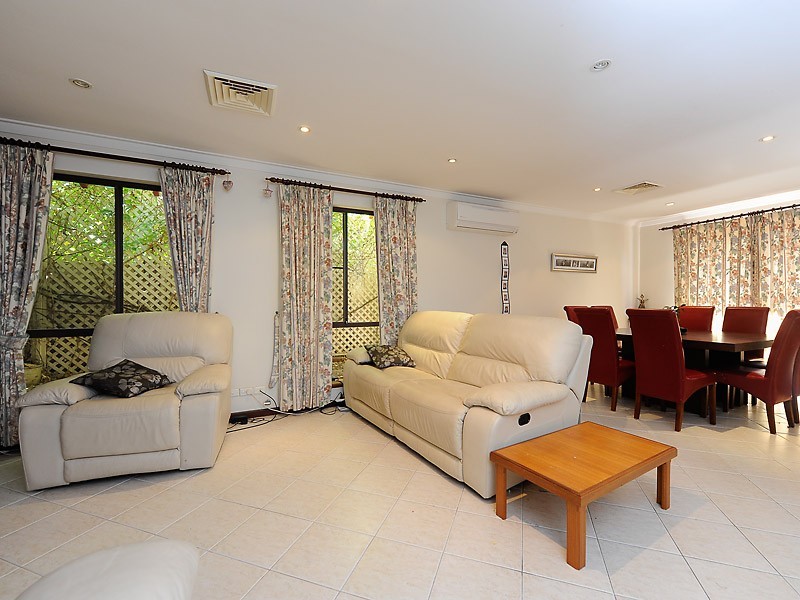 12 Marsh Way, Bull Creek WA 6149