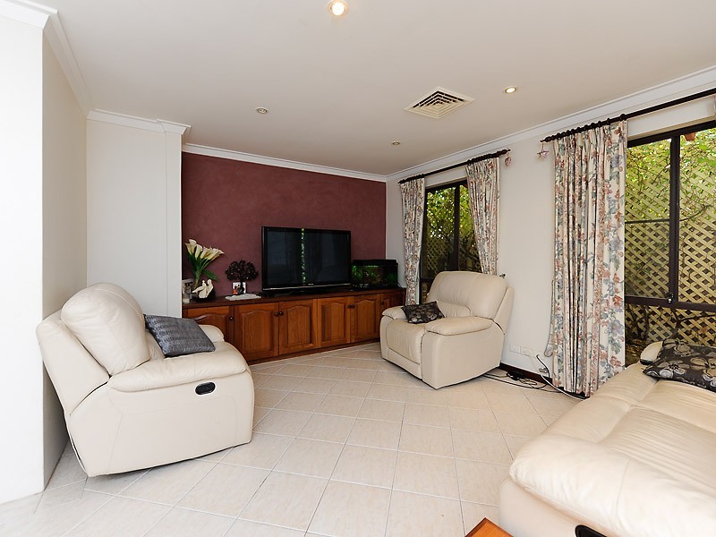 12 Marsh Way, Bull Creek WA 6149