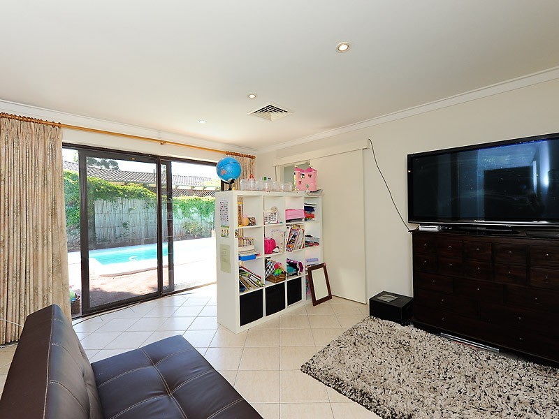 12 Marsh Way, Bull Creek WA 6149