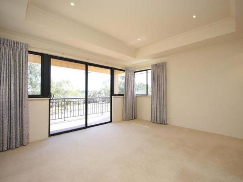 A/311 Riverton Drive, Shelley WA 6148