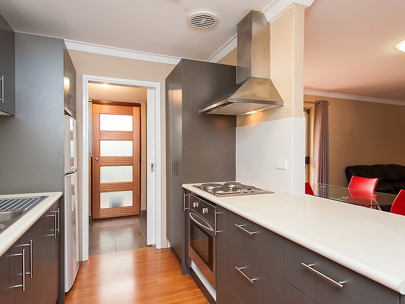 2/6 Bowler Place, Bull Creek WA 6149