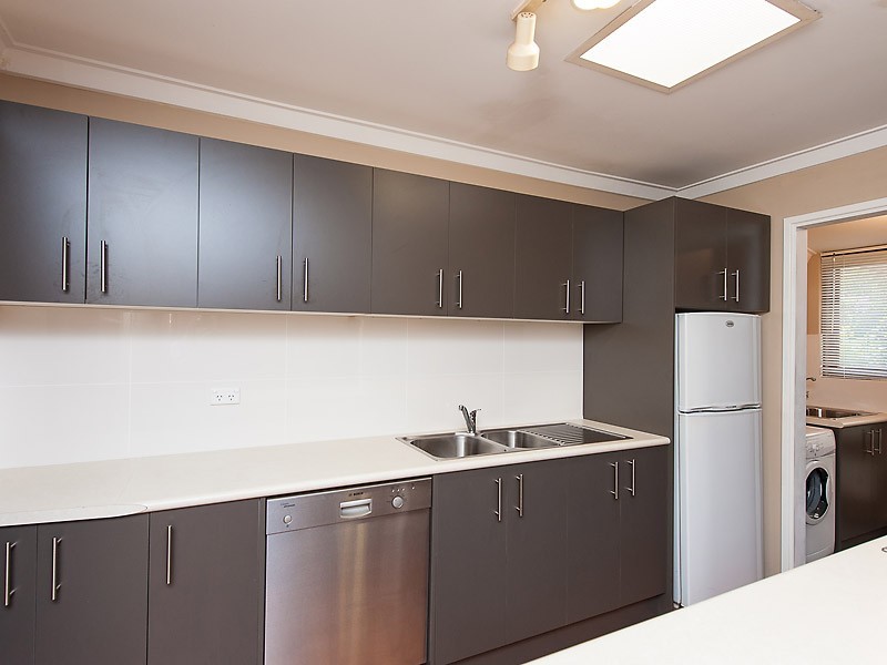 2/6 Bowler Place, Bull Creek WA 6149