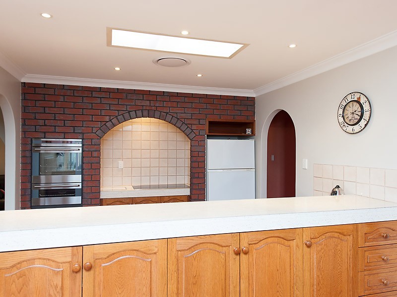 1 Redwood Lane, Willetton WA 6155