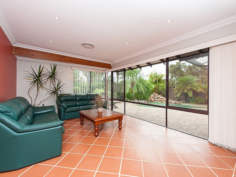 1 Redwood Lane, Willetton WA 6155