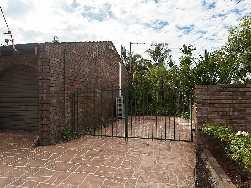 1 Redwood Lane, Willetton WA 6155