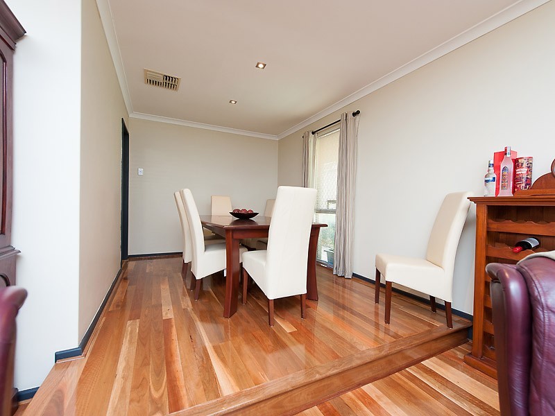 33 Hartung Way, Bull Creek WA 6149