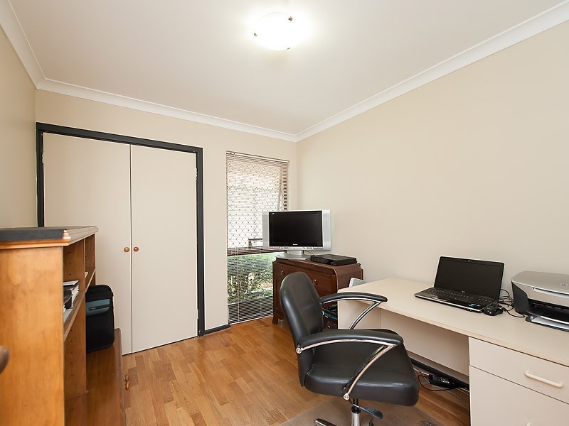33 Hartung Way, Bull Creek WA 6149