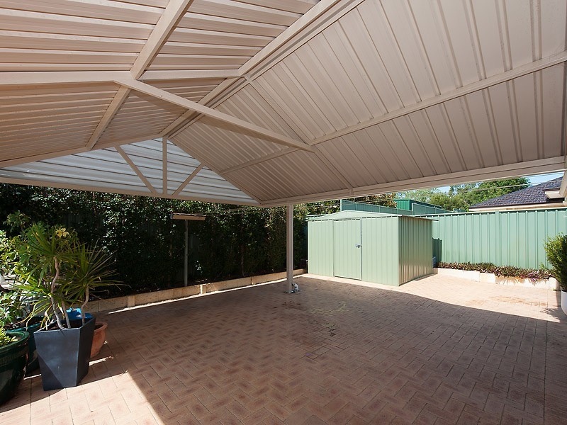 33 Hartung Way, Bull Creek WA 6149