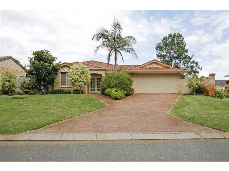 17 Mossman Crescent, Bull Creek WA 6149