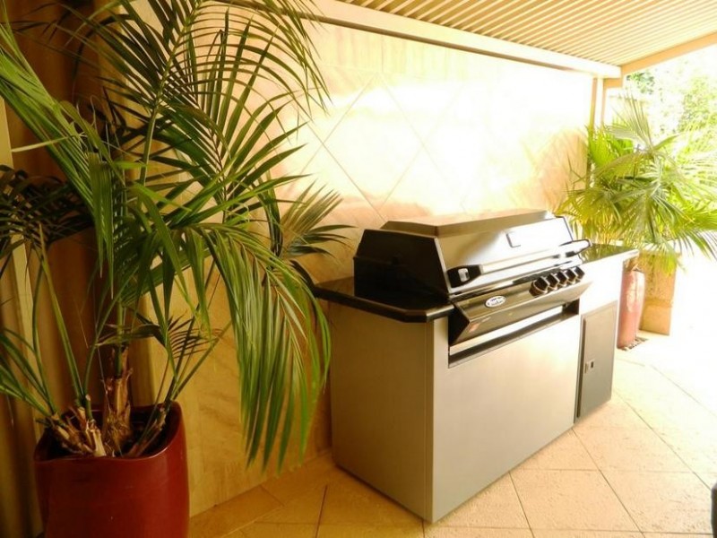 38 Wheatley Drive, Bull Creek WA 6149