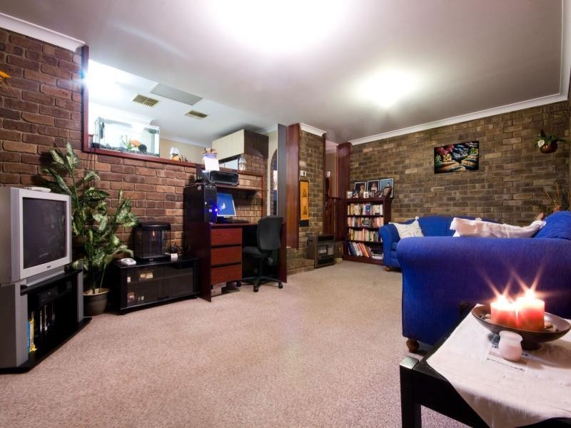 15 Jenark Way, Kewdale WA 6105