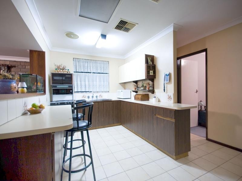 15 Jenark Way, Kewdale WA 6105