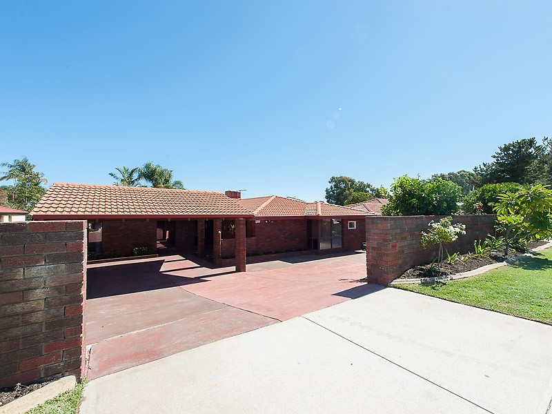 32 Burnett Avenue, Leeming WA 6149