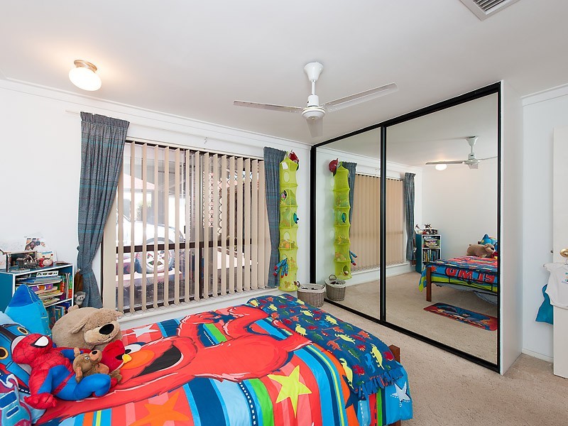 32 Burnett Avenue, Leeming WA 6149