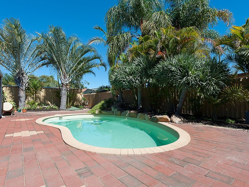 32 Burnett Avenue, Leeming WA 6149