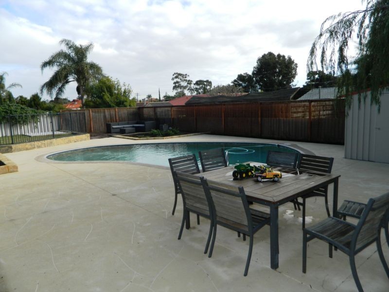 15 Hertford Close, Bull Creek WA 6149