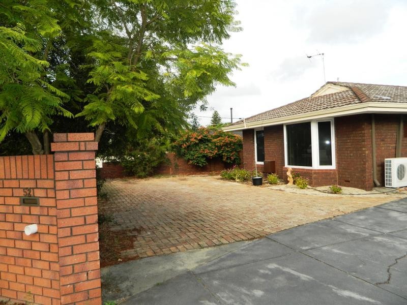 521 Leach Hwy, Bateman WA 6150