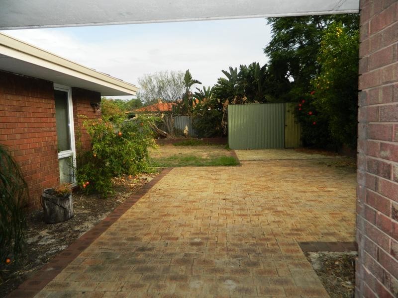 521 Leach Hwy, Bateman WA 6150