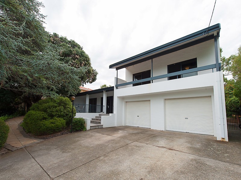 75 Dean Road, Bateman WA 6150