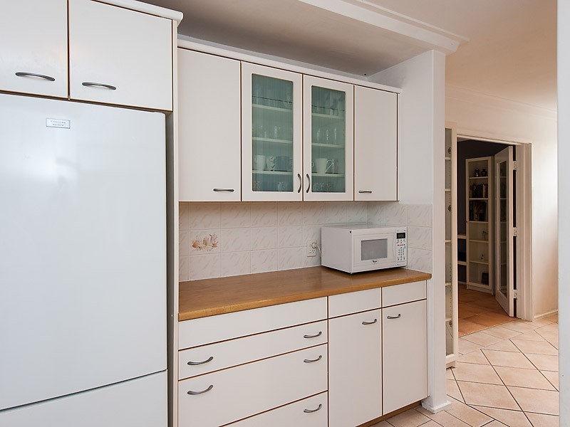 75 Dean Road, Bateman WA 6150