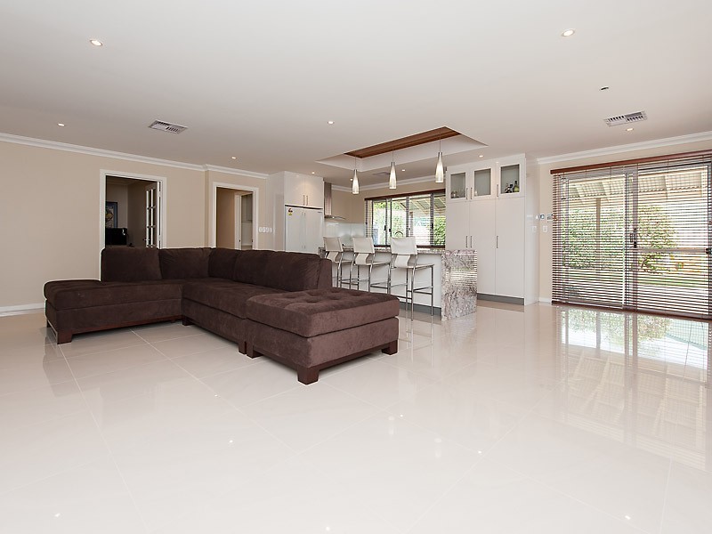 7 Bastion Court, Willetton WA 6155