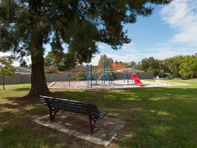 7 Bastion Court, Willetton WA 6155
