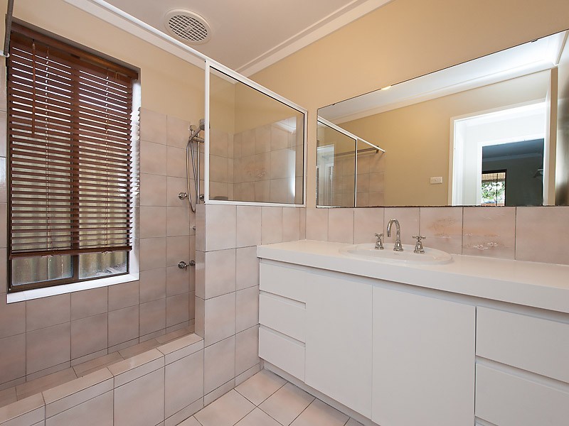 5 Tintal Way, Bateman WA 6150