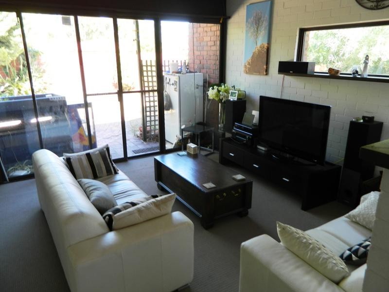 11 Hardy Street, Bull Creek WA 6149