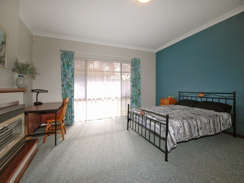 16 Maquire Way, Bull Creek WA 6149