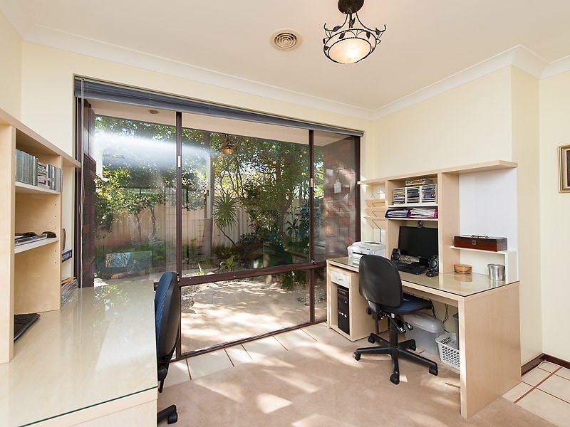 1 Cotton Crescent, Bull Creek WA 6149