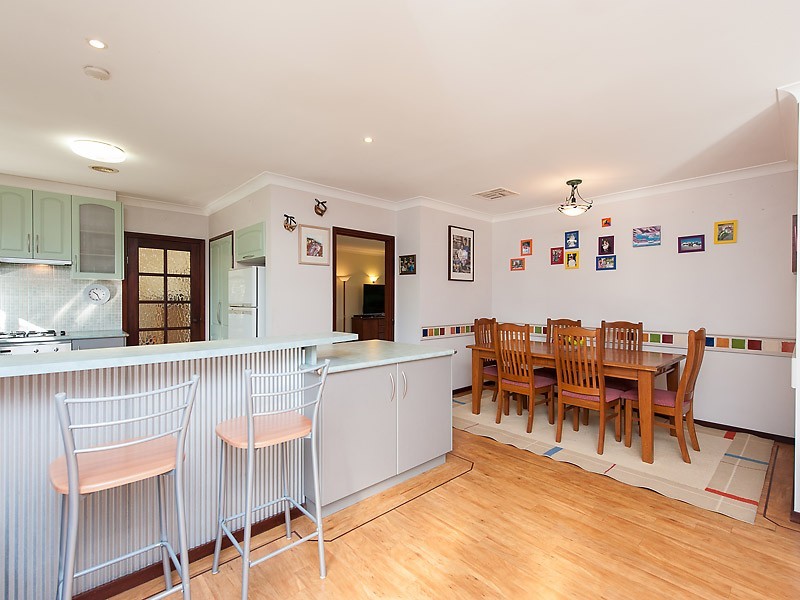 1 Cotton Crescent, Bull Creek WA 6149