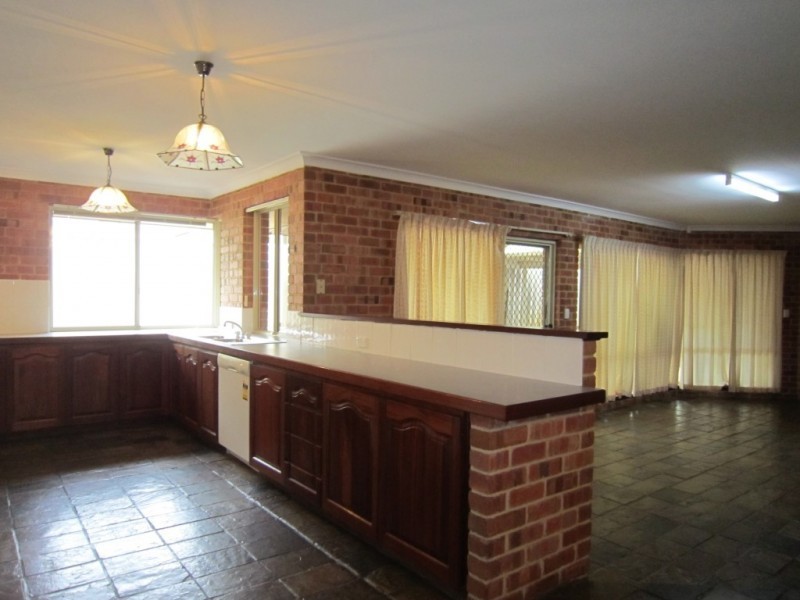 167 Yangebup Road, Yangebup WA 6164