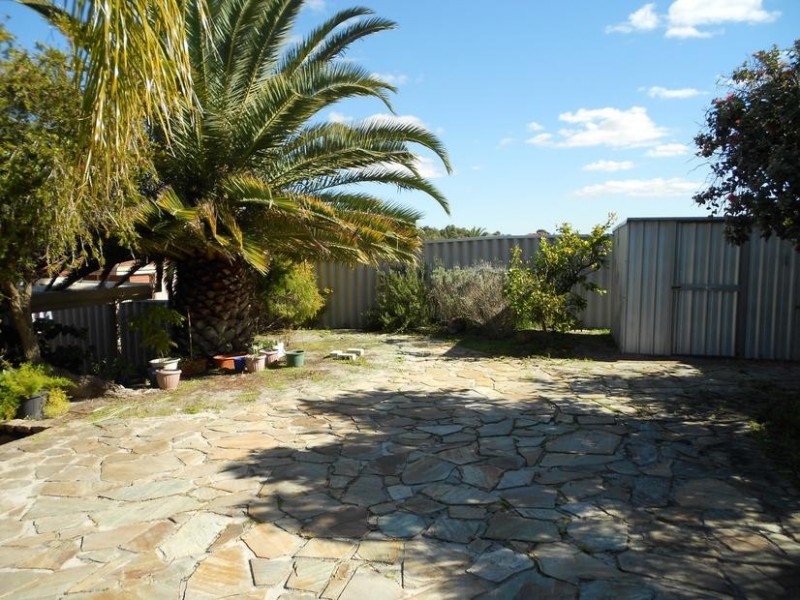 74 Collins Road, Willetton WA 6155