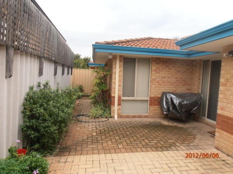 2/531 Canning Highway, Alfred Cove WA 6154