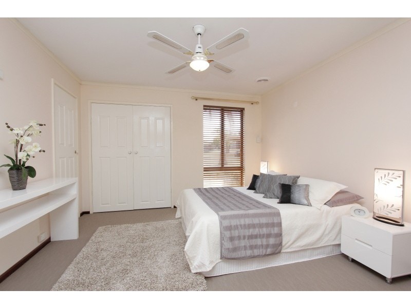 5 Reilly Court, Leeming WA 6149