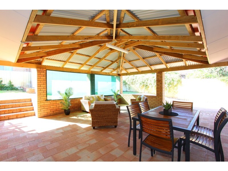 5 Reilly Court, Leeming WA 6149